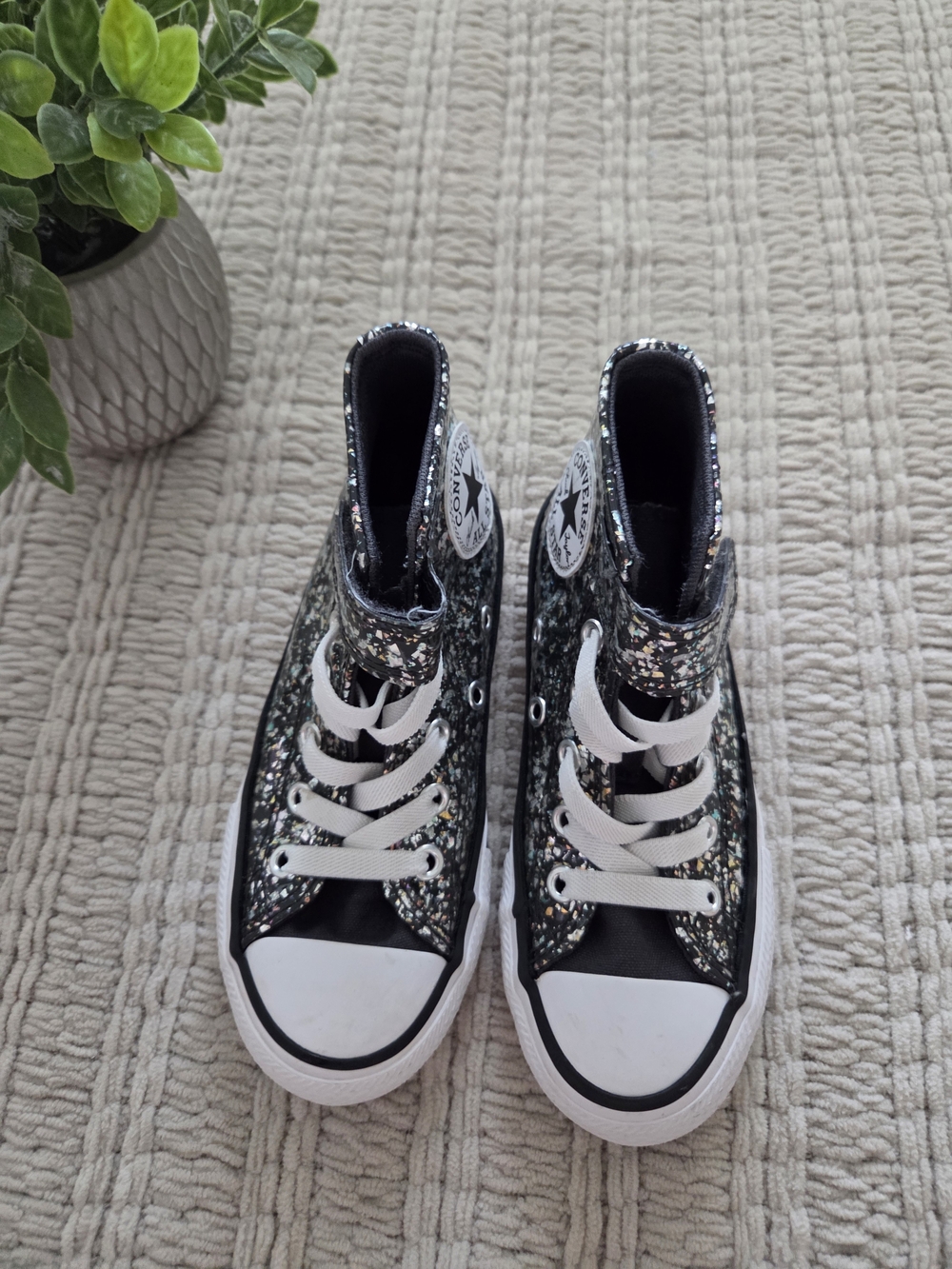 Converse Kids Chuck Taylor All Star High Top Sneakers - Black Glitter